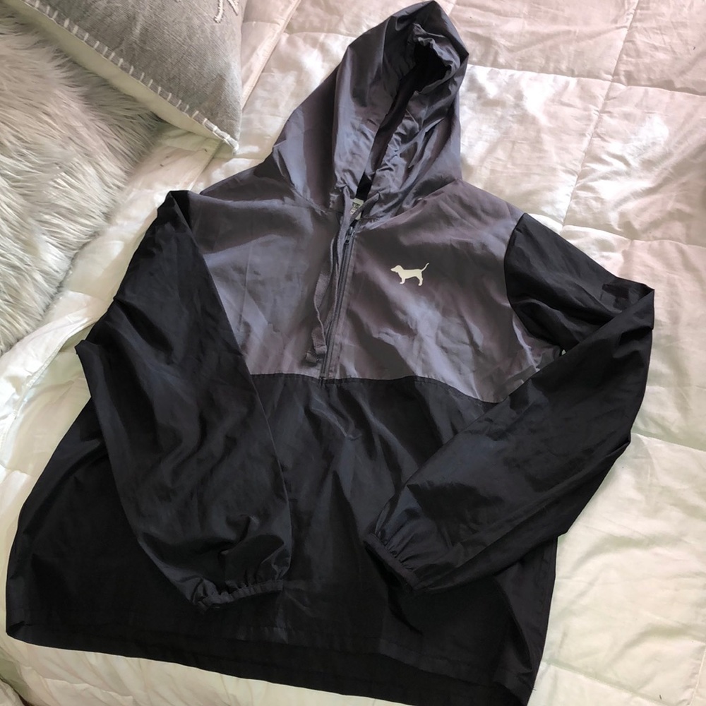 VS PINK windbreaker
